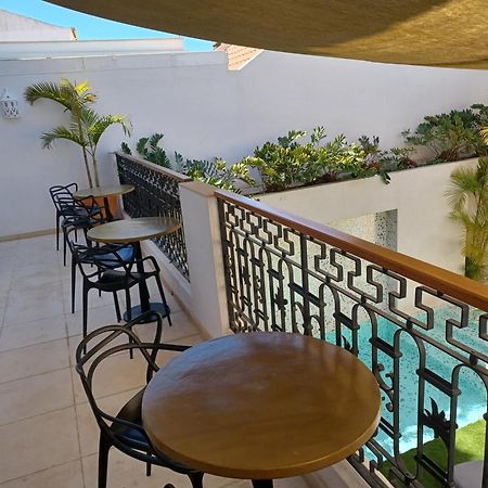 Villa Zawaia B&B 라고스 외부 사진